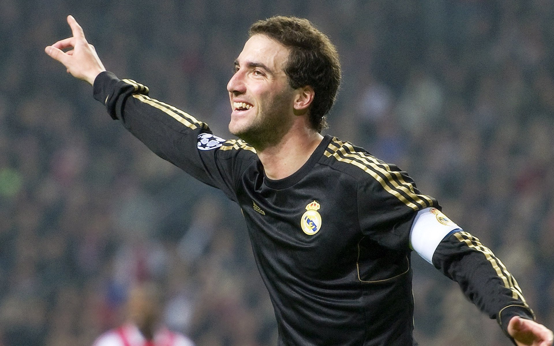 世界足坛十大精彩进球